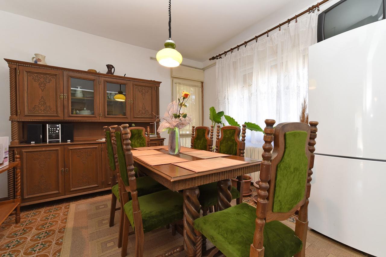 Apartments Josip 74 Póla Kültér fotó