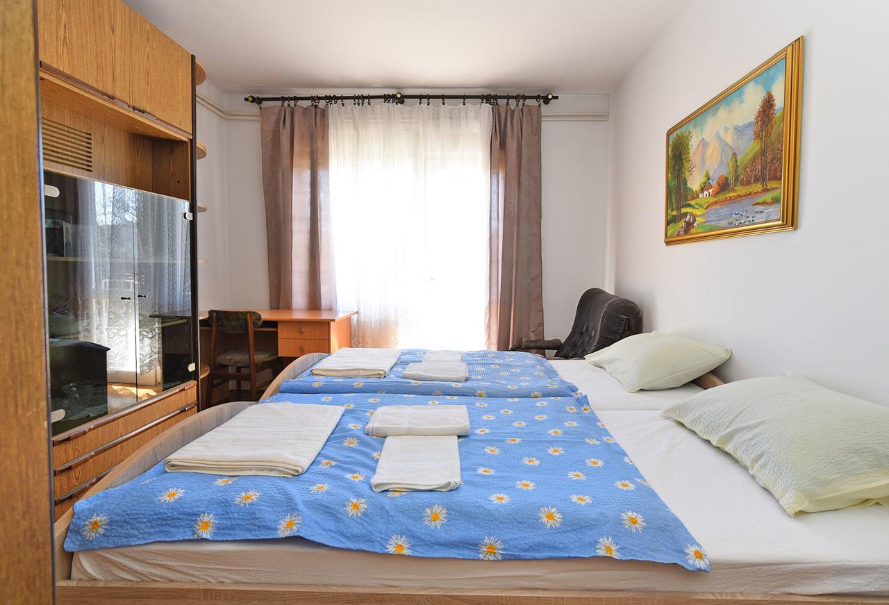 Apartments Josip 74 Póla Kültér fotó
